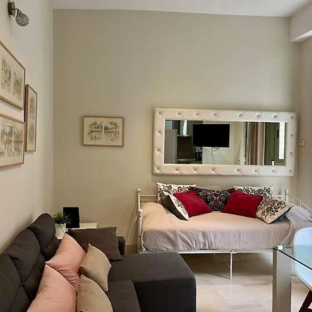 Apartamento Sierpes-Azofaifo Sevilha Exterior foto